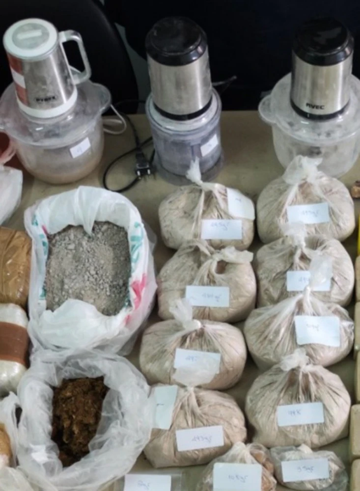 Από τα ευρήματα της ΕΛ.ΑΣ. στην επιχείρηση κατά του δικτύου διακίνησης ναρκωτικών στο Γύθειο&nbsp;