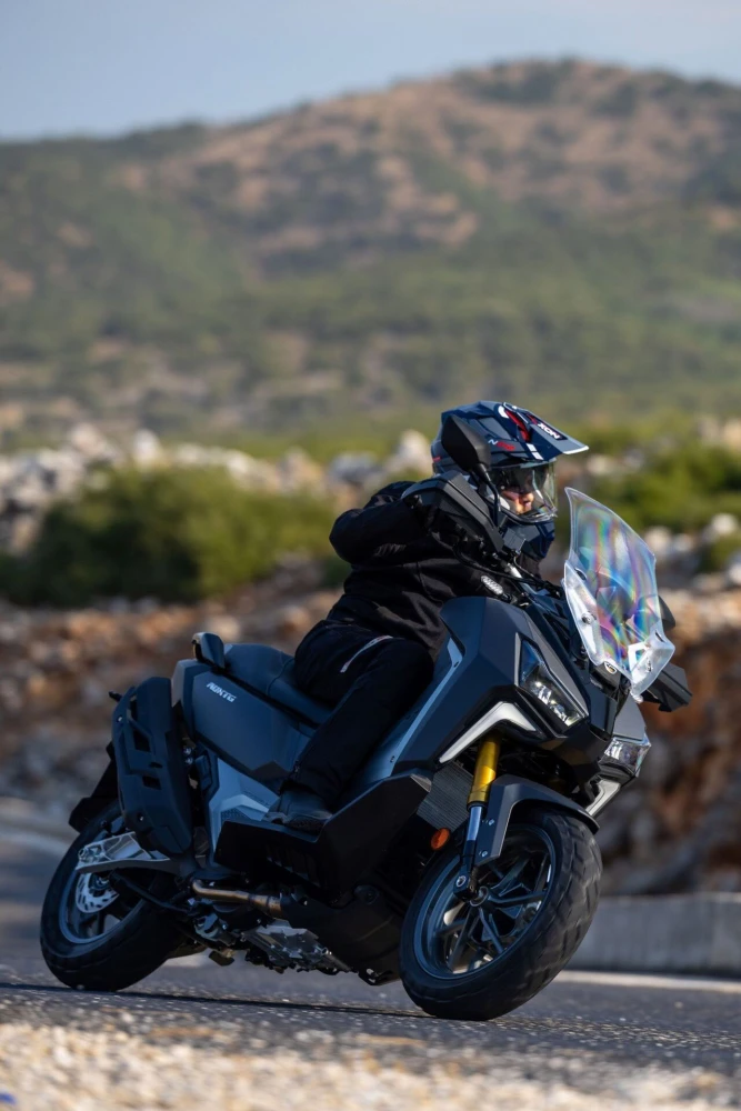 sym-adxtg400-1.jpg?v=0