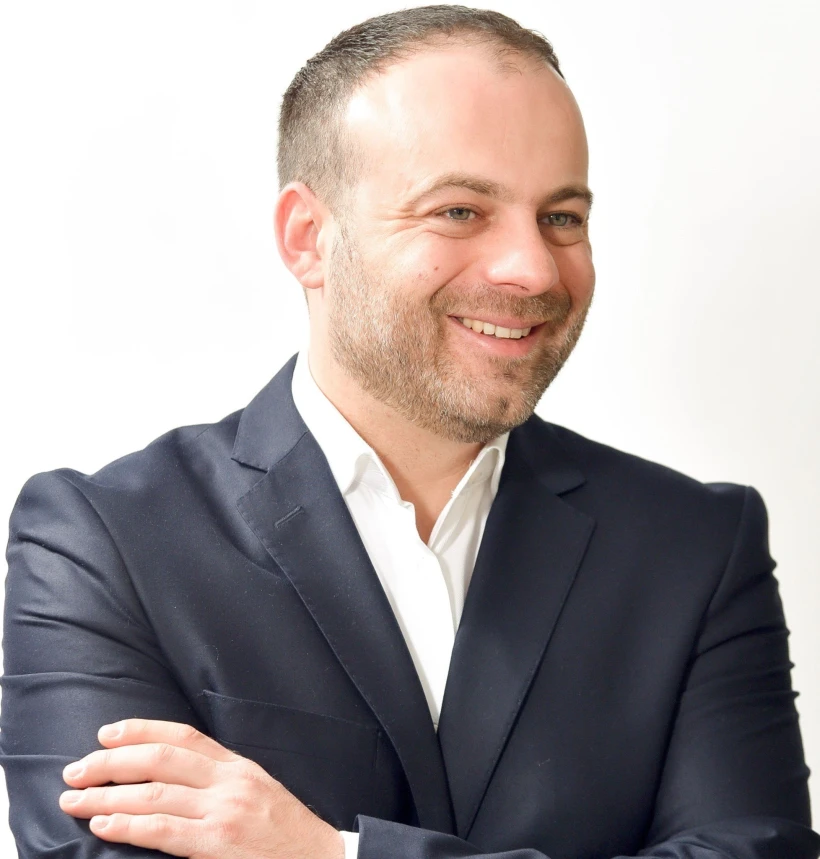 Θεμιστοκλής Μπάκας/E-Real Estates