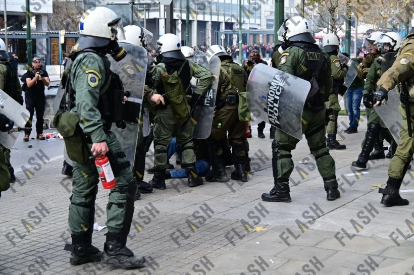 Γιάννης Κέμμος