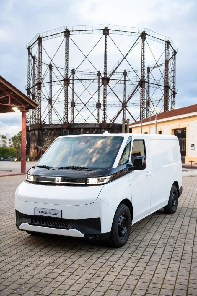 farizonsupervan.jpg?v=0
