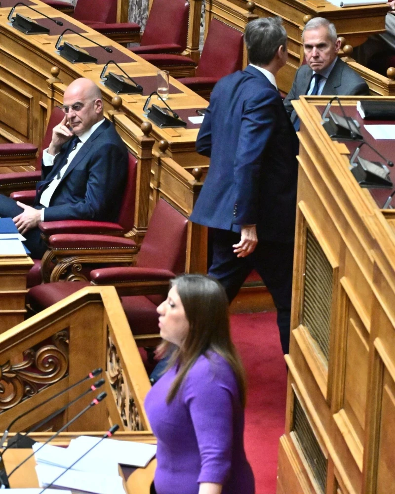          Η Κωνσταντοπούλου ανεβαίνει στο βήμα της Ολομέλειας και ο Πρωθυπουργός αποχωρεί από την αίθουσα / Eurokinissi     