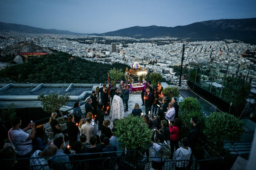 ΠΕΡΙΦΟΡΑ ΤΟΥ ΕΠΙΤΑΦΙΟΥ ΣΤΟΝ ΑΗ ΓΙΩΡΓΗ ΣΤΟΝ ΛΥΚΑΒΗΤΤΟ ΜΕ ΦΟΝΤΟ ΟΛΗ ΤΗΝ ΑΘΗΝΑ/ΤΑΤΙΑΝΑ ΜΠΟΛΑΡΗ/ EUROKINISSI ΠΕΡΙΦΟΡΑ ΤΟΥ ΕΠΙΤΑΦΙΟΥ ΣΤΟΝ ΑΗ ΓΙΩΡΓΗ ΣΤΟΝ ΛΥΚΑΒΗΤΤΟ ΜΕ ΦΟΝΤΟ ΟΛΗ ΤΗΝ ΑΘΗΝΑ/ΤΑΤΙΑΝΑ ΜΠΟΛΑΡΗ/ EUROKINISSI