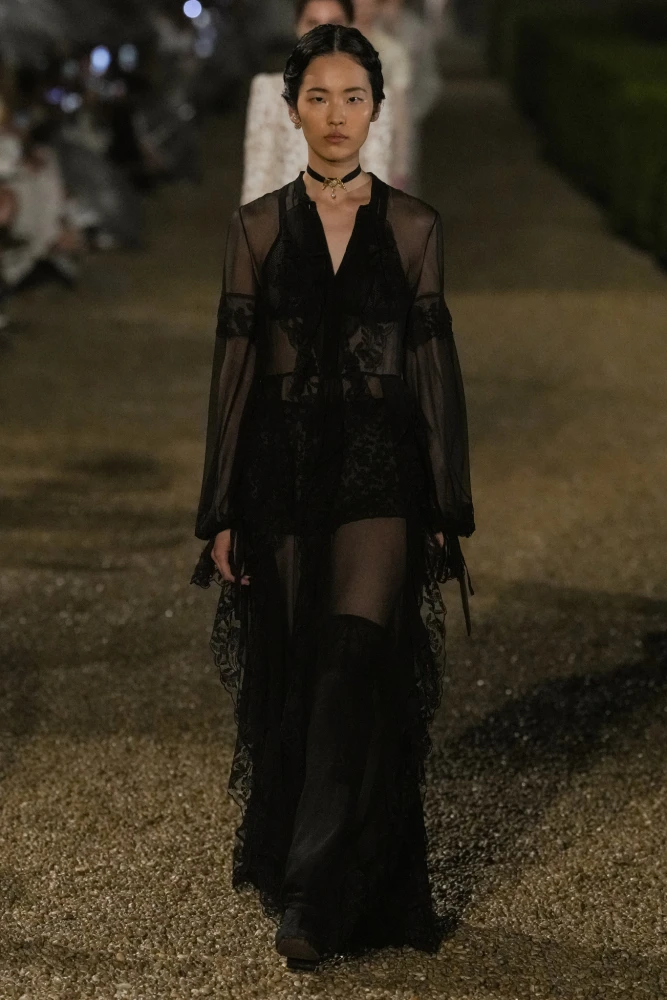 (Photo by Giovanni Giannoni/WWD via Getty Images) 