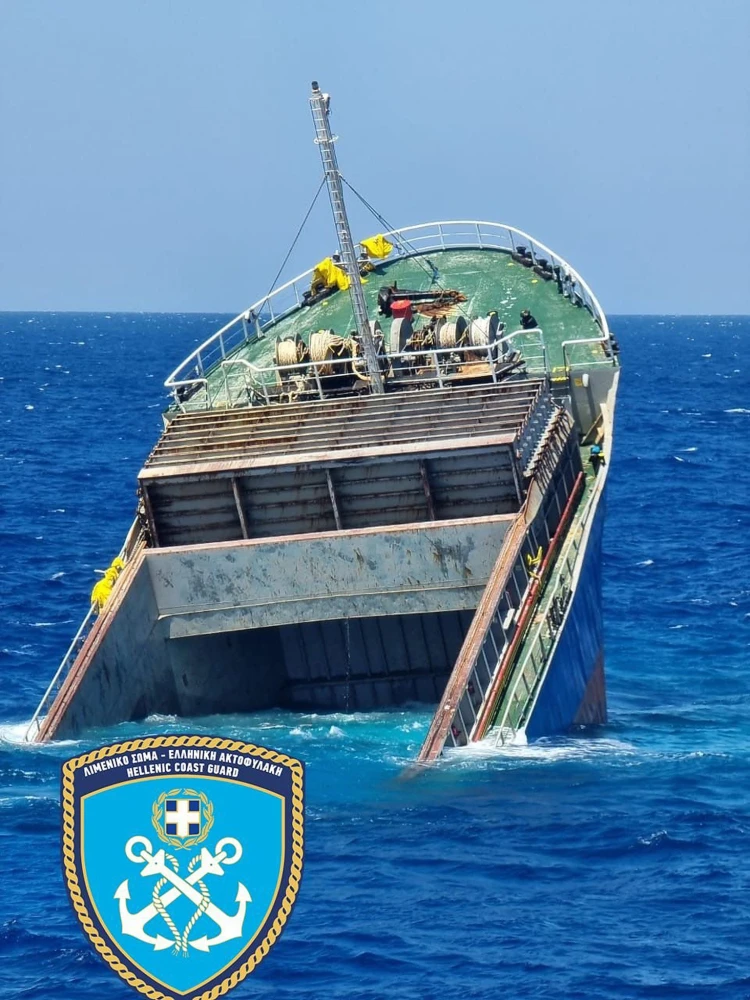 Credits: Ελληνική Ακτοφυλακή/Λιμενικό Σώμα Credits: Ελληνική Ακτοφυλακή/Λιμενικό Σώμα