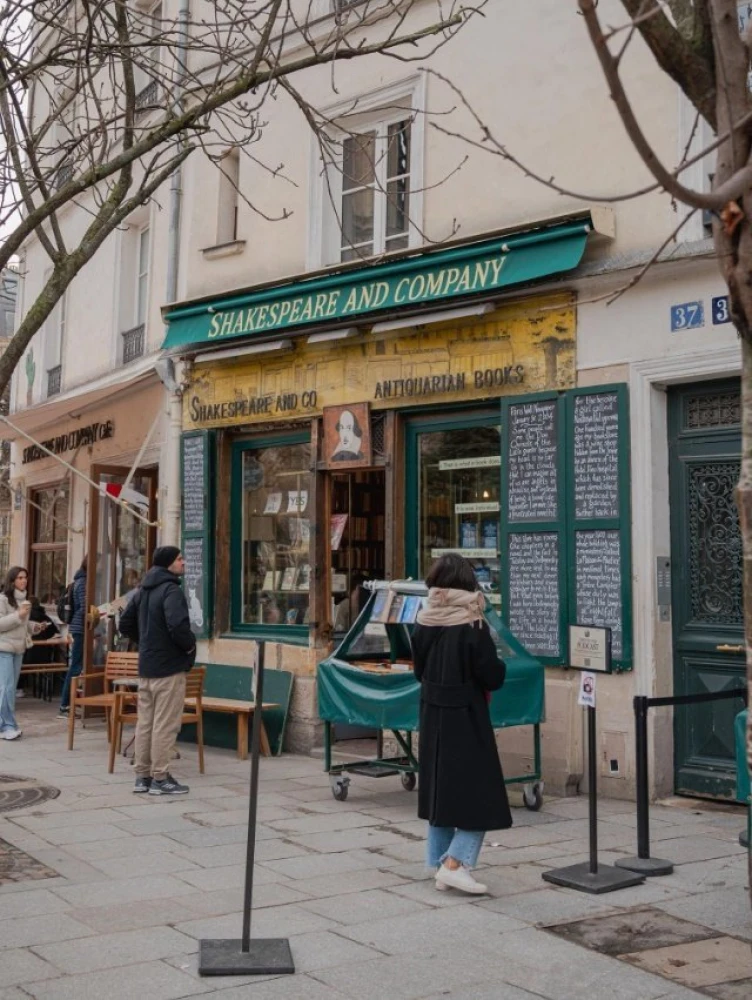Shakespeare and Company/Φωτογραφία: X