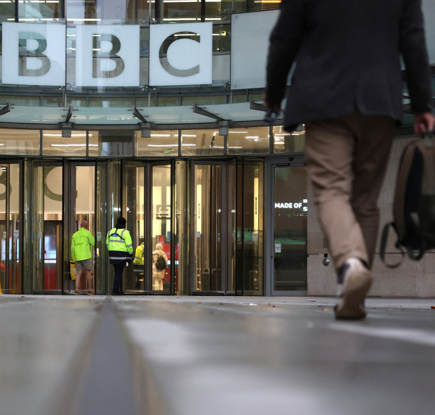 Δεν κάνει πίσω ο Τραμπ: Κατέθεσε μήνυση κατά του BBC και ζητά 5 δισεκ. δολάρια