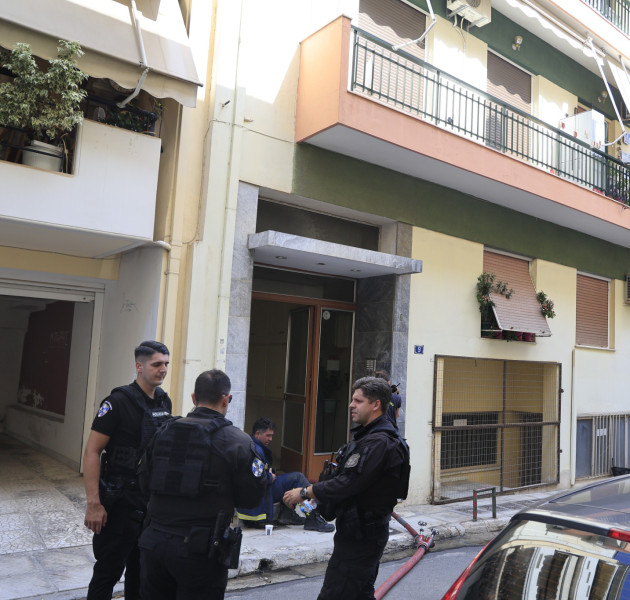 Φωτιά σε διαμέρισμα στον Νέο Κόσμο: Βρέθηκε σορός αγνώστων στοιχείων