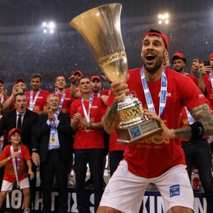 Πρίντεζης: «Στοιχειωδώς εύστοχος να είναι σε κρίσιμα ματς και θα πάρει την Ευρωλίγκα ο Ολυμπιακός»