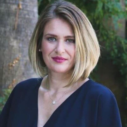 Άννα Ευθυμίου: Τι απαντά στις καταγγελίες για "δουλειές" με το δημόσιο