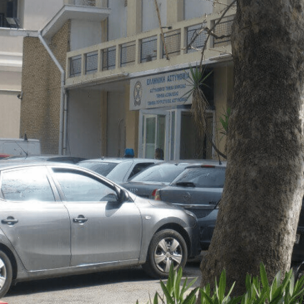 Κηφισιά: Συνελήφθη 16χρονος για ληστεία ανηλίκων υπό την απειλή μαχαιριού