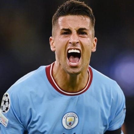 Πάει για το «μπαμ» με Κανσέλο η Μπάγερν