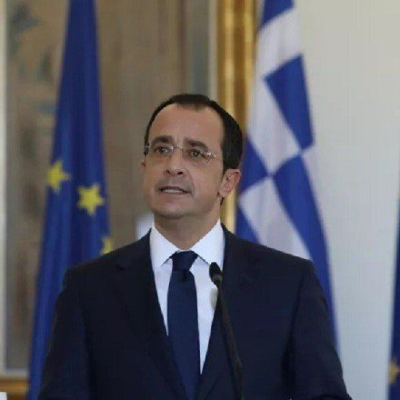 Κύπρος: Προβάδισμα 8 μονάδων στον Χριστοδουλίδη ενόψει των εκλογών
