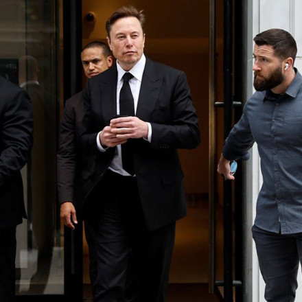 Έλον Μασκ: Αθωώθηκε για τα tweets του 2018 περί εξαπάτησης των μετόχων της Tesla