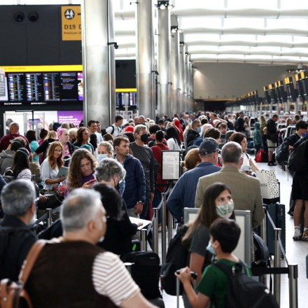 Χίθροου: Συναγερμός για το δέμα με ουράνιο που κατασχέθηκε στο αεροδρόμιο [vid]