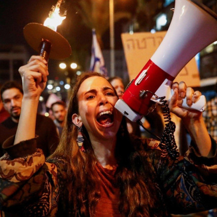 Ισραήλ: Μαζικές διαδηλώσεις κατά του Νετανιάχου - «Σταματήστε το τέλος της δημοκρατίας» [vid]