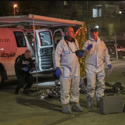 Ισραήλ: Μαζικές συλλήψεις μετά τη φονική επίθεση στη συναγωγή στην Ιερουσαλήμ