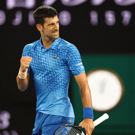 Το viral βίντεο με τον Τζόκοβιτς να τρέχει να προλάβει... την Ακρόπολη (vid)