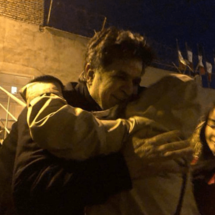 Τζαφάρ Παναχί: Ελεύθερος ο διάσημος Ιρανός σκηνοθέτης μετά την απεργία πείνας