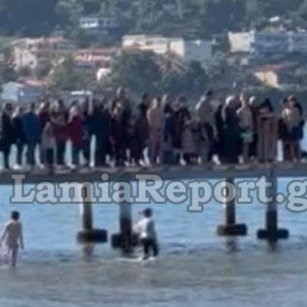 Θεοφάνια 2023 - Φθιώτιδα: Τραυματίστηκε σοβαρά νεαρός που βούτηξε για το Σταυρό