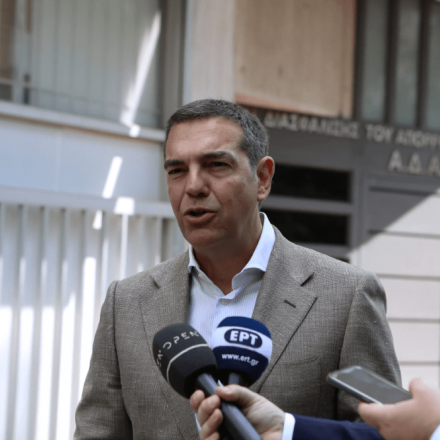 Τσίπρας για Ράμμο: Είτε τον καλέσουν είτε όχι, το παρακράτος θα αποκαλυφθεί