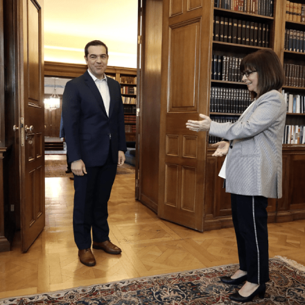 ΣΥΡΙΖΑ: Συνάντηση του Αλέξη Τσίπρα με την Πρόεδρο της Δημοκρατίας την Τρίτη