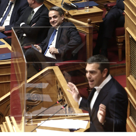 Πρόταση δυσπιστίας: Αυλαία με τη μονομαχία Τσίπρα - Μητσοτάκη στη Βουλή και την ονομαστική ψηφοφορία - Τι θα πουν οι δυο αρχηγοί