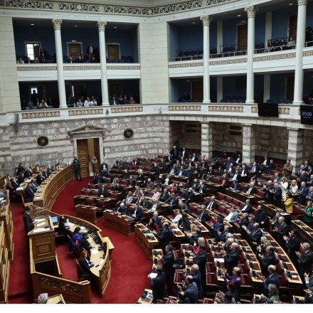 Πρόταση δυσπιστίας: Η ονομαστική ψηφοφορία