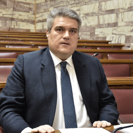 Κηδεία Κωνσταντίνου Γλύξμπουργκ: Ποιος βουλευτής της ΝΔ δήλωσε πως θα παραστεί