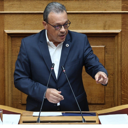 Φάμελλος για πυρκαγιές στη Βουλή: Αφήσατε τη χώρα μας ανέτοιμη και αθωράκιστη κ. Μητσοτάκη