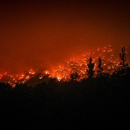 Φωτιά τώρα στο Αμάρι Ρεθύμνου