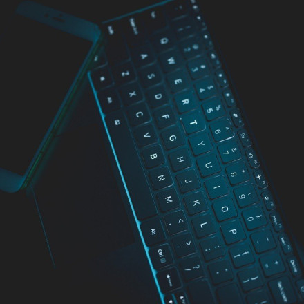 Καμπανάκι από την Επιτροπή Κεφαλαιαγοράς για τηλεφωνικές απάτες