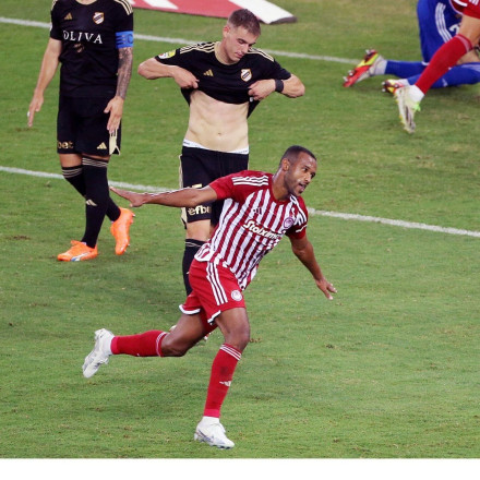 Ολυμπιακός - Τσουκαρίτσκι 3-1: Προβάδισμα πρόκρισης με υπογραφή Ελ Κααμπί και Φορτούνη