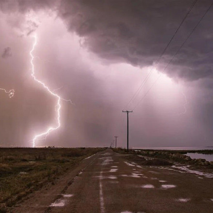 Κακοκαιρία Daniel: Επικαιροποιήθηκε το έκτακτο δελτίο της ΕΜΥ – Που αναμένονται μεγάλα ύψη βροχής έως αύριο Τετάρτη