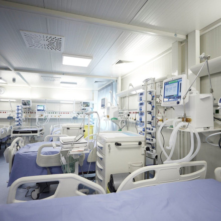 Εκτός καταστολής η 17χρονη με το αλλεργικό σοκ: Κρίσιμες οι επόμενες μέρες