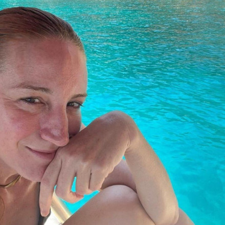 Στεφανία Γουλιώτη: Η σπάνια φωτογραφία με μαγιό από τις διακοπές