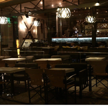 Καμία άδεια για τραπεζοκαθίσματα στη νέα Πανεπιστημίου  – Ανακαλούνται και οι υφιστάμενες