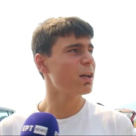 Φωτιά στην Βοιωτία: Μεγάλη αναζωπύρωση - Απεγκλωβίστηκαν πατέρας και γιος [vid]