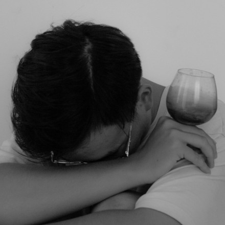 Περιπλέκεται το μυστήριο με την οικιακή βοηθό στη Γλυφάδα: «Μήπως είναι ερωτευμένος; Με θέλει;»