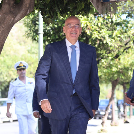 Συνεδρίασε το ΚΥΣΕΑ υπό τον Μητσοτάκη - Για την 4η φρεγάτα ενημέρωσε ο Δένδιας