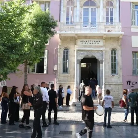 Εμπρησμός απορριμματοφόρων: ο 45χρονος φερόμενος ηθικός αυτουργός «έπαιζε» με εκατομμύρια ευρώ