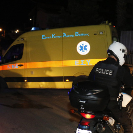 Ηράκλειο: Οδηγός μηχανής παρέσυρε γυναίκα, σκότωσε τον σκύλο της και εξαφανίστηκε