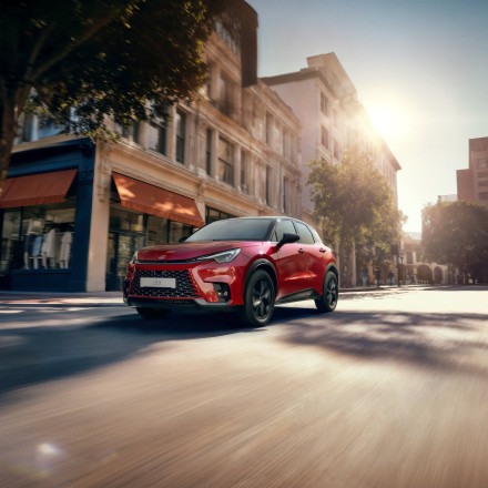 Το Lexus LBX προσφέρει περισσότερες επιλογές και στυλ με τη νέα vibrant edition