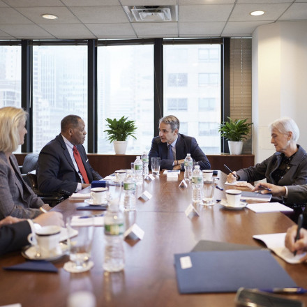 Συνάντηση Μητσοτάκη με τον πρόεδρο της Lockheed Martin για F16 και F35 - Επαφή και με Exxon Mobil