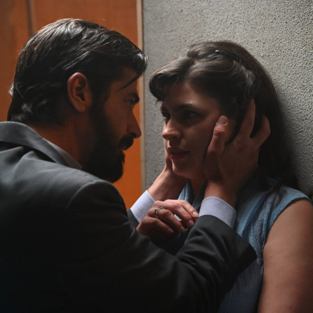 Τηλεοπτικές πρεμιέρες Τετάρτης 24/9: Σάρωσε ο «Άγιος έρωτας», στριμώχτηκε το «Grand Hotel»