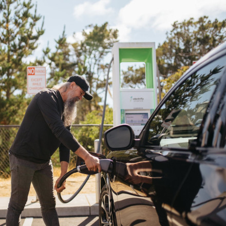 Πόσα χιλιόμετρα αντέχει η μπαταρία ενός ηλεκτρικού μοντέλου; Η Ford δίνει την απάντηση