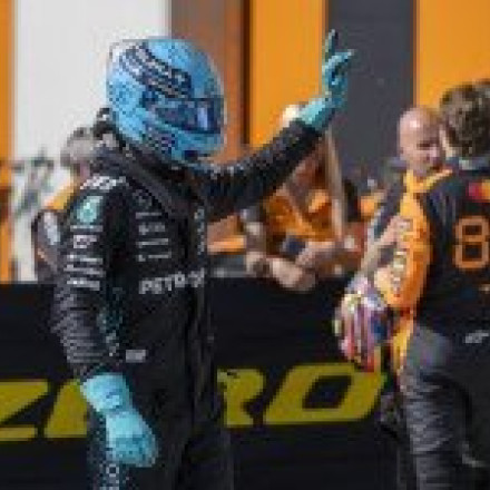 Formula 1 2025 Grand Prix Σιγκαπούρης: Ο Ράσελ στην pole position για τη Mercedes Formula 1 2025 Grand Prix Σιγκαπούρης: Ο Ράσελ στην pole position για τη Mercedes