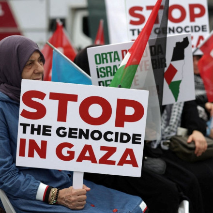 Global Sumud Flotilla: Αγωνία για τους 27 Έλληνες ακτιβιστές που παραμένουν κρατούμενοι