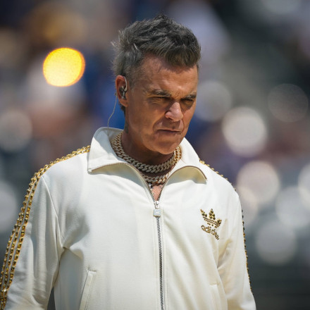 Ρόμπι Γουίλιαμς: Αποκάλυψε ότι πάσχει από σύνδρομο «Tourette» - Τι είναι και πώς αντιμετωπίζεται