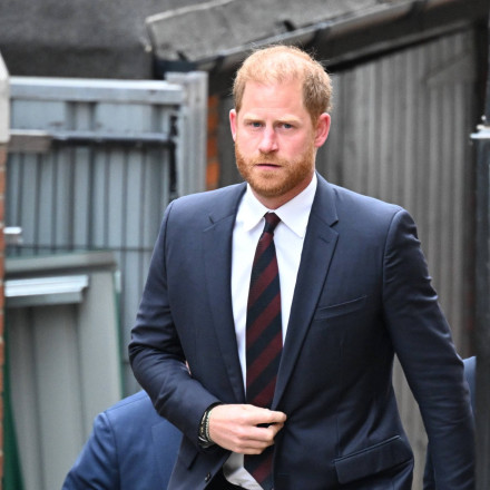 Αποκάλυψη Telegraph: Εμμονική stalker πλησίασε 2 φορές τον Χάρι στο Λονδίνο - Οι φόβοι του επιβεβαιώθηκαν